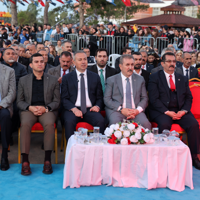 BBP Genel Başkanı Destici, Sivas'ta kaplıca sezon açılışına katıldı