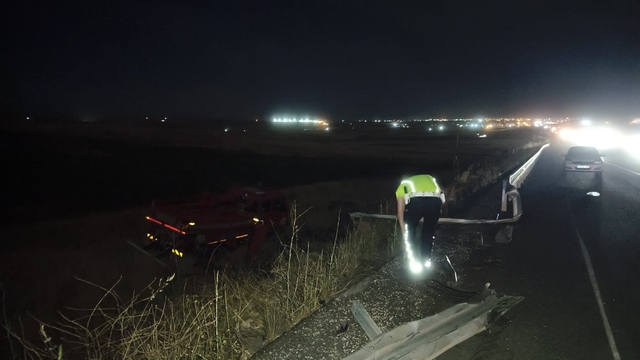 Siverek'te minibüs ile arazöz çarpıştı: 8 yaralı