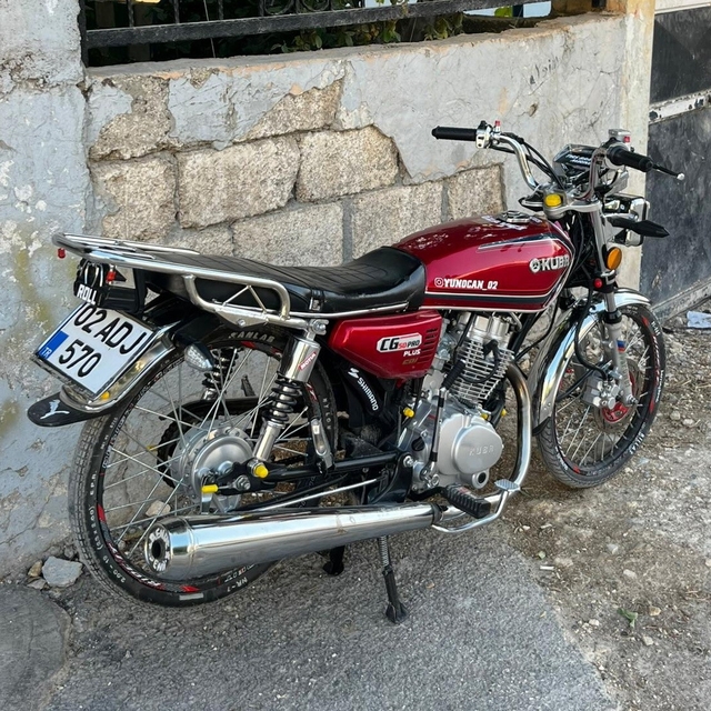 Park halindeki motosiklet çalındı