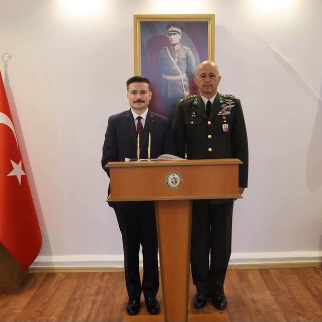 Kaymakam Acar'dan 5. Komando Tugay Komutanlığına ziyaret