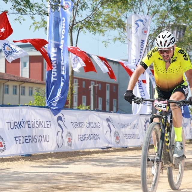 4. Uluslararası Dağ Bisikleti Kupası kıyasıya mücadele ile tamamlandı