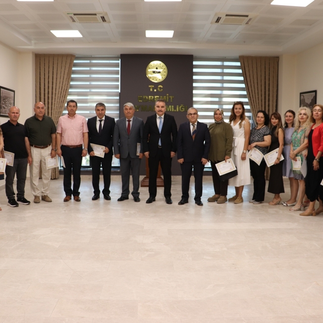EESKEP kapsamında görev alan eğitimciler başarı belgesi ile ödüllendirildi