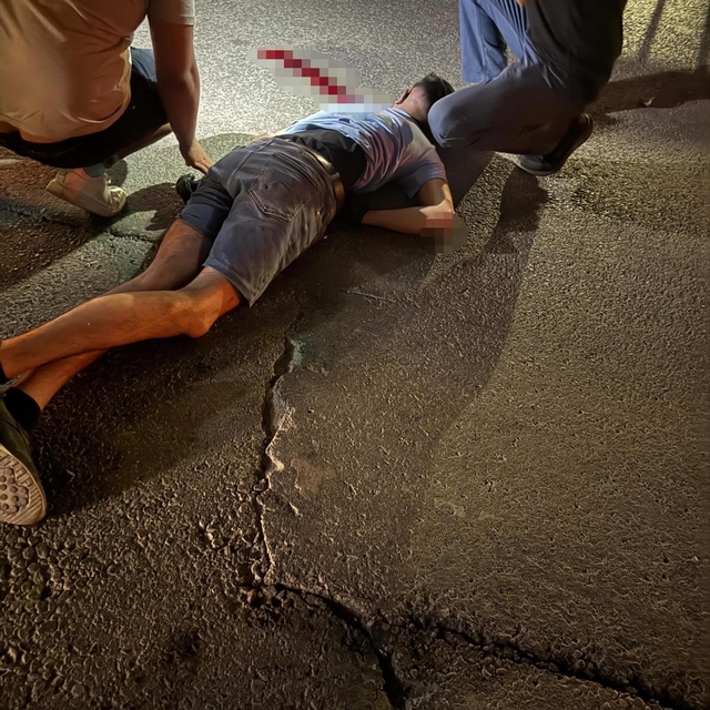 Kocaeli'de yayaya motosiklet çarptı: 2 ağır yaralı
Sağlık ekipleri zamanla...