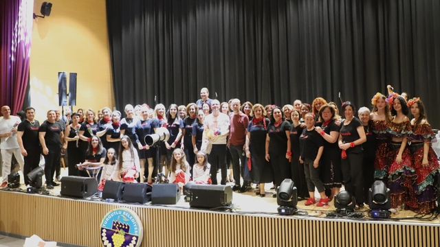 Turgutlu'da Babalar Günü'ne özel ritim dolu gece