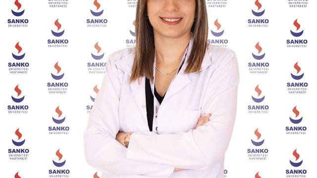 Psikiyatri Uzmanı Dr. Lütfiye Şimşek SANKO Üniversitesi Hastanesi'nde