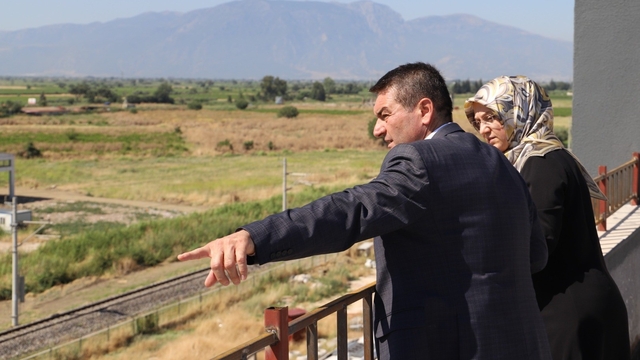 Rektör Kibar Saruhanlı MYO inşaatını yerinde inceledi
