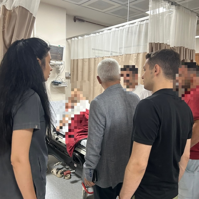 Manavgat'ta gıda zehirlenmesi şüphesiyle hastaneye kaldırılan 52 tatilci ta...
