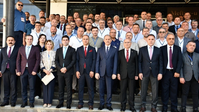 81 ilin öğretmenevi müdürleri Hakkâri'de buluştu