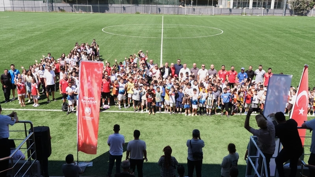 Yunusemre'de yaz spor okullarına yoğun ilgi