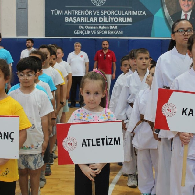 Kırklareli'nde spor okulları ve engelsiz yaz spor okulları açıldı