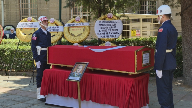 Emekli Tümgeneral Fazıl Aydınmakina son yolculuğuna uğurladı