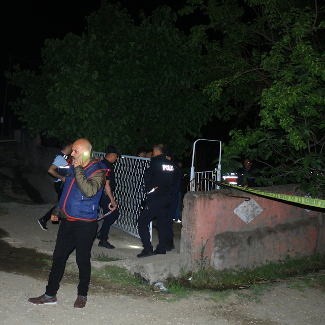 Jandarma personelinin de yaralandığı bağ evindeki patlamanın davasında 2 sa...