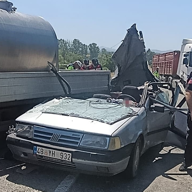 Çanakkale'de trafik kazası: 2'si ağır 4 yaralı