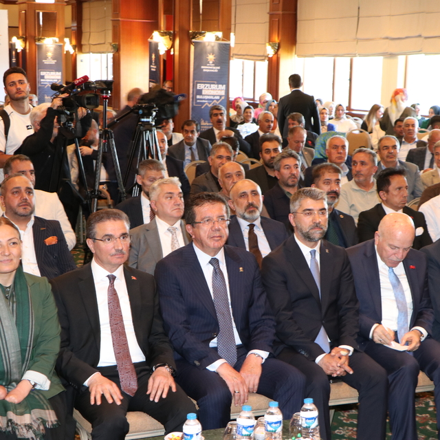 AK Parti Genel Başkan Yardımcısı Zeybekci, "Erzurum Ekonomi Buluşmaları"nda...