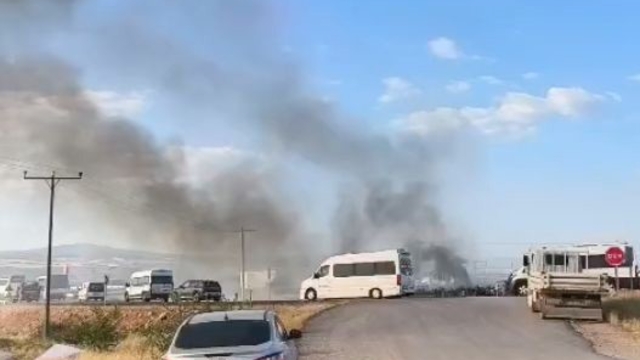 Tarım işçilerinin yaktığı otlar paniğe neden oldu