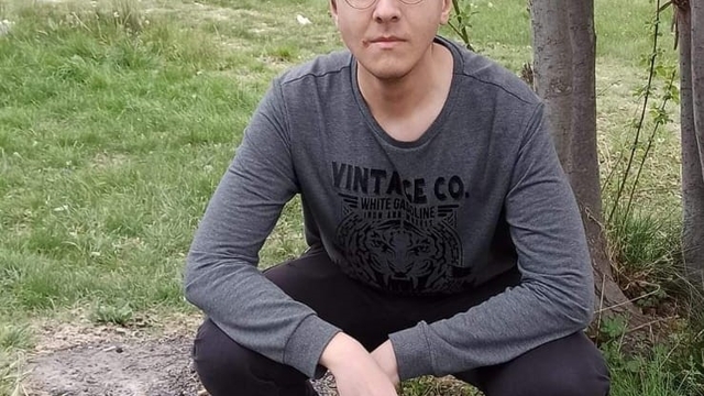 Eskişehir'de neo-nazi sembolü olan hücum yeleği ile 5 kişiyi bıçaklayan saldırgan hayatını kaybetti
