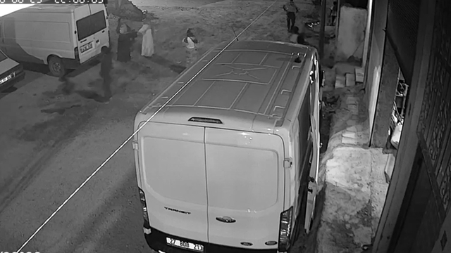Suruç'ta 2 çocuğun yaralandığı patlama anı kamerada