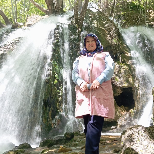 16 yaşındaki kız, uyuyan annesini bıçaklayarak öldürdü (2)