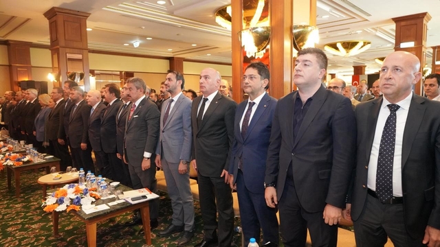 ETSO Başkanı Saim Özakalın,  iş dünyasının taleplerini gündeme taşıdı