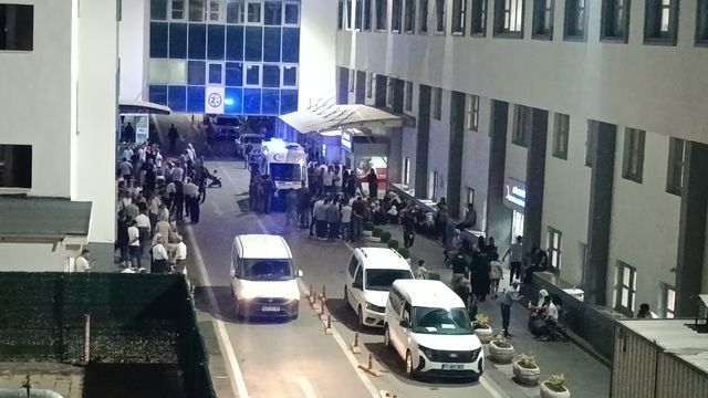 Batman'da akraba aileler arasında kavga: 4'ü ağır, 6 yaralı