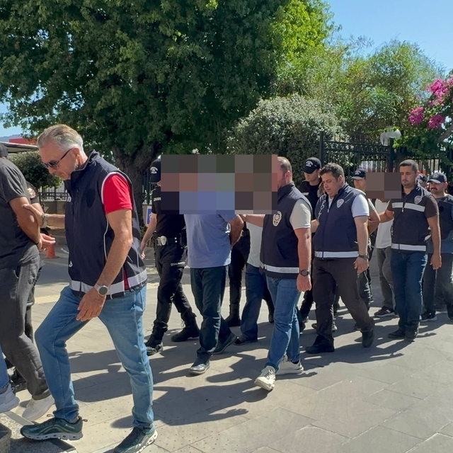 Fethiye'deki göçmen kaçakçılığı operasyonunda 9 tutuklama