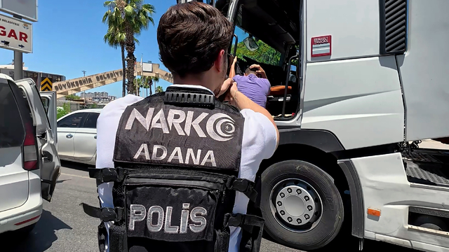 TIR'da 1,8 milyon uyuşturucu hap ele geçirildi