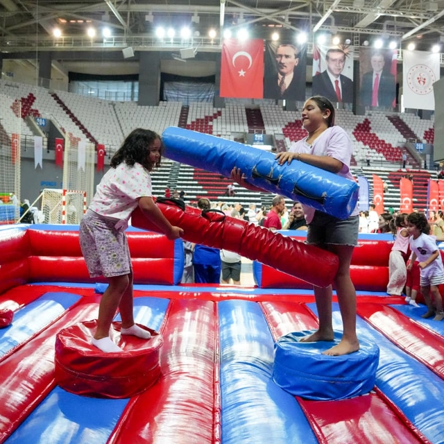 Antalya'da Gençlik ve Spor Bakanlığı Yaz Spor Okulları başladı