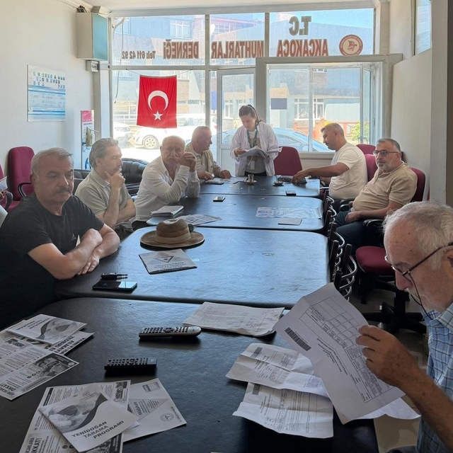 Akçakoca'da muhtarlara sağlık eğitimi