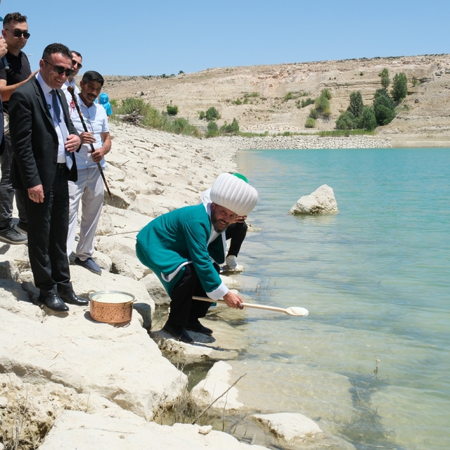 Geleneksel göle maya çalma etkinliği ile festival coşkusu başlıyor