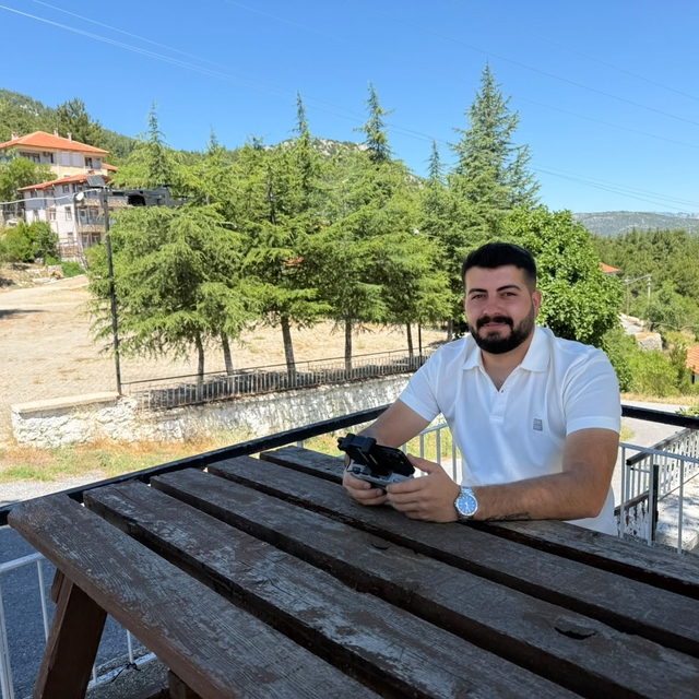 Antalya'da muhtar, orman yangınlarına karşı dronla gönüllü gözlem yapıyor