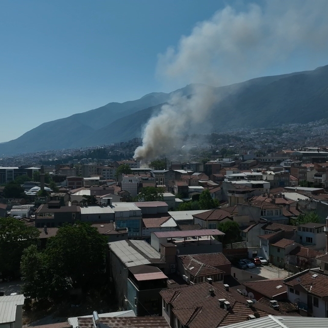 Tarihi Kayhan Çarşısı'nda büyük yangın
Pideli köftesi ve Bat Pazarı ile meş...