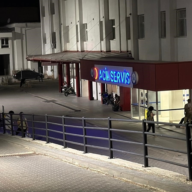 Enerji içeceği içtiğini belirten genç, kalp çarpıntısı şikâyetiyle hastaney...