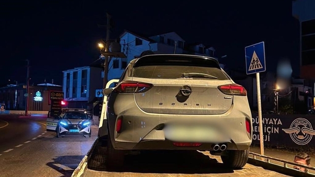 Kocaeli'deki korsan taksi denetiminde sürücü ve yolcuya ceza