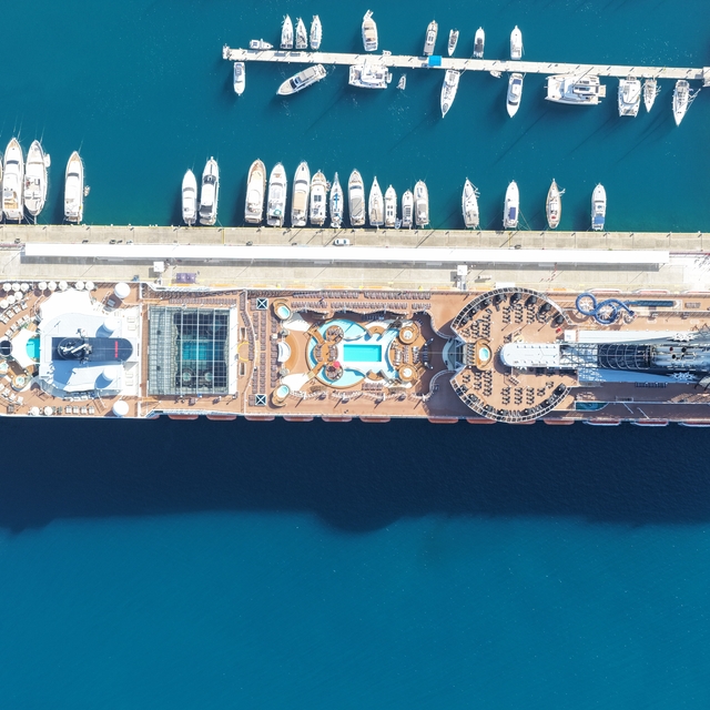 Marmaris'e "MSC Divina" kruvaziyeriyle 4 bin 59 turist geldi