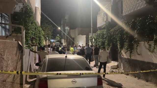 Çocuklar buldukları havai fişekle oynarken patlama oldu: 2 yaralı