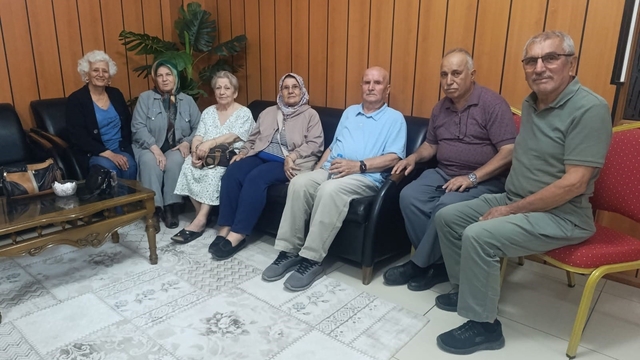 Emekli öğretmenler öğrencileriyle buluştu