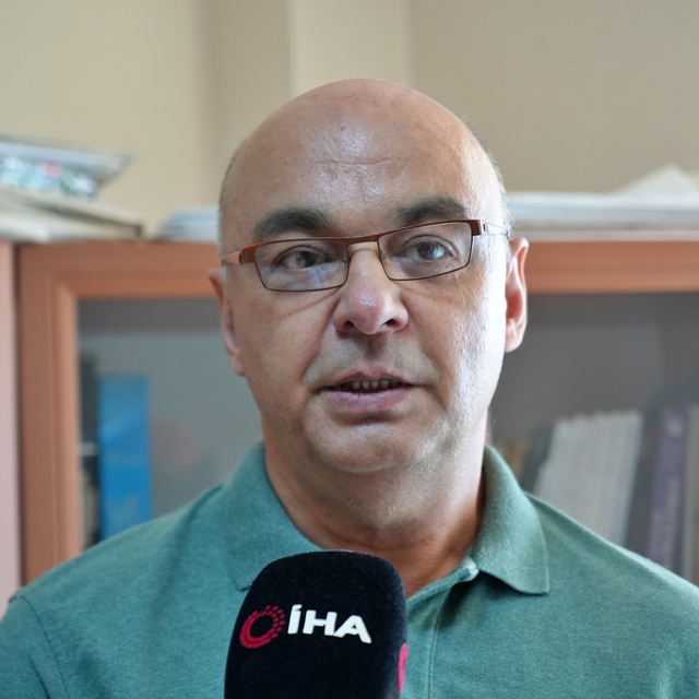 Antalya falezleri için kritik uyarı: "Bu gidişle 50 metrede bir asansör, 50...