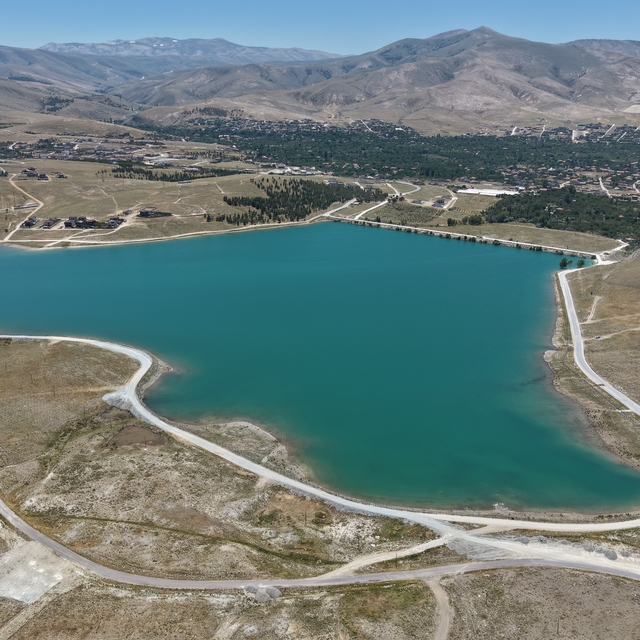 Niğde'de iki beldenin idari sınırları için kurulan komisyon çalışmalarını t...