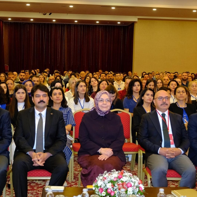 Yurt dışında görev yapacak öğretmenlerin hazırlık eğitimi başladı