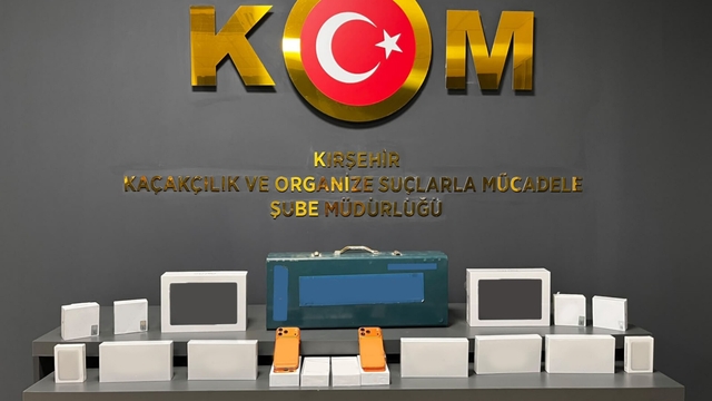 Kırşehir'de çok sayıda kaçak ürün yakalandı