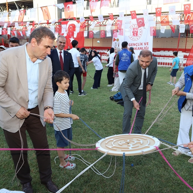 Kahramanmaraş'ta yaz spor okulları 29 branşta kapılarını açtı