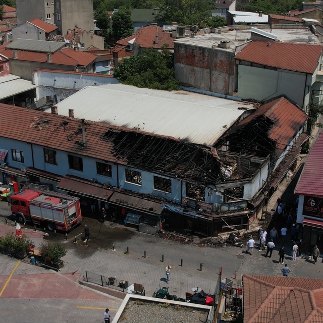 Tarihi çarşıdaki acı bilanço ortaya çıktı: Küle dönen 6 işletme havadan gör...