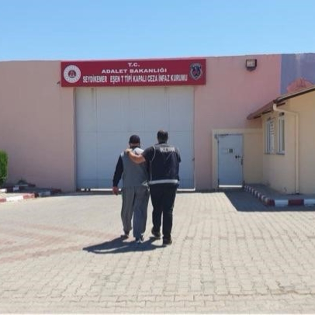 Fethiye'de ruhsatsız silah operasyonu