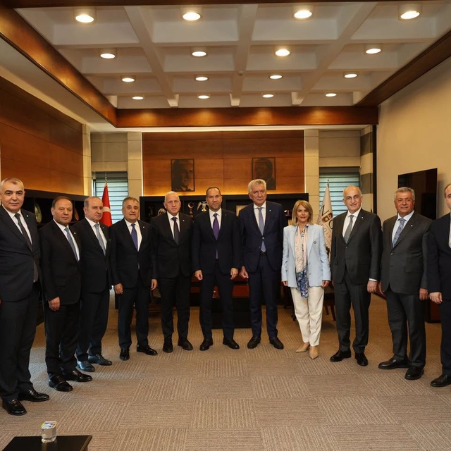 Niğde Belediye Başkan Özdemir, İSO heyetini ağırladı