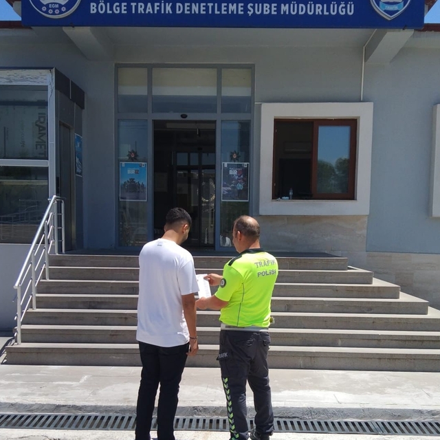 Mersin'de otoyolda trafiği tehlikeye düşüren sürücüye 21 bin 629 lira ceza