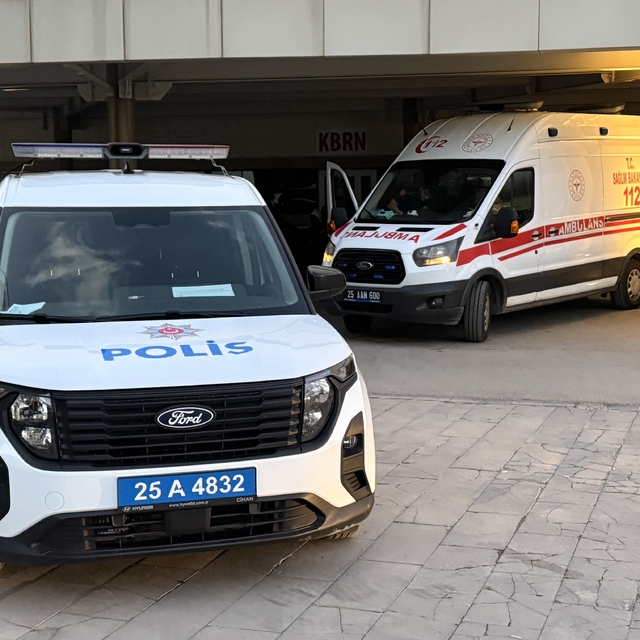 Erzurum'da çıkan bıçaklı kavgada 1'i ağır 2 kişi yaralandı