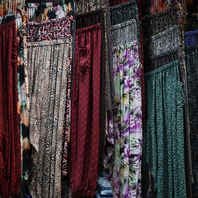 Gaziantep'te sıcak havalar şalvara ilgiyi artırdı