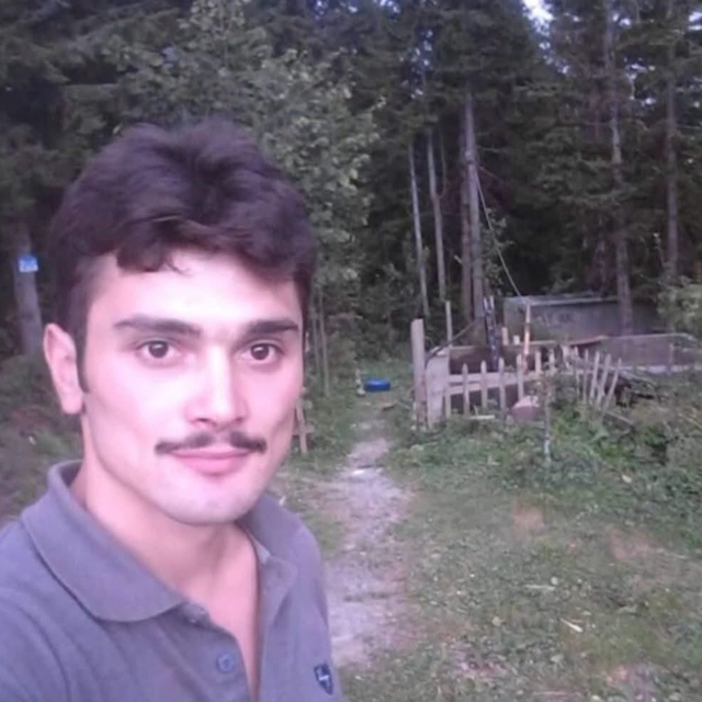 Serinlemek için denize giren işçinin cansız bedeni bulundu