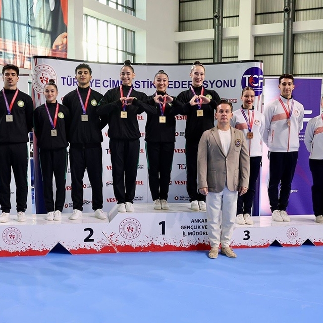 MCBÜ'lü cimnastikçilerden Ankara'da madalya yağmuru