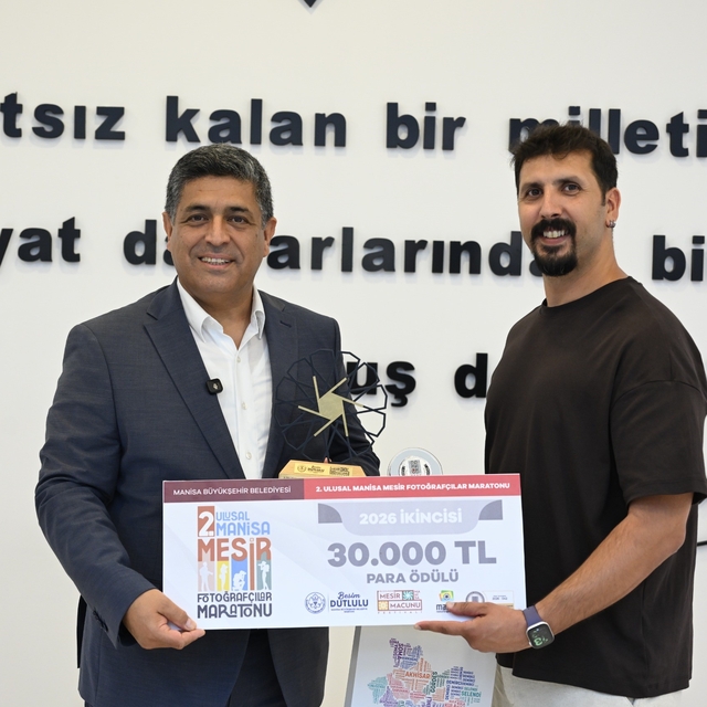 İHA'nın objektifi ödül getirdi
İHA Muhabiri Aykut Yeniçağ Mesir Fotoğraf Ma...
